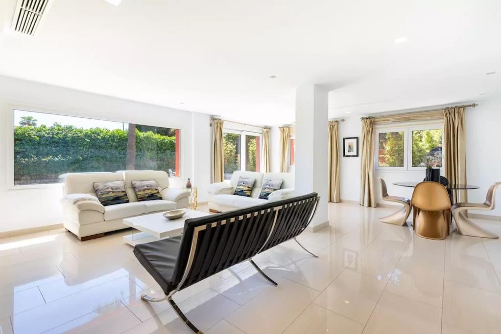 Ohana Luxury Villa With Heated Pool Málaga Eksteriør billede