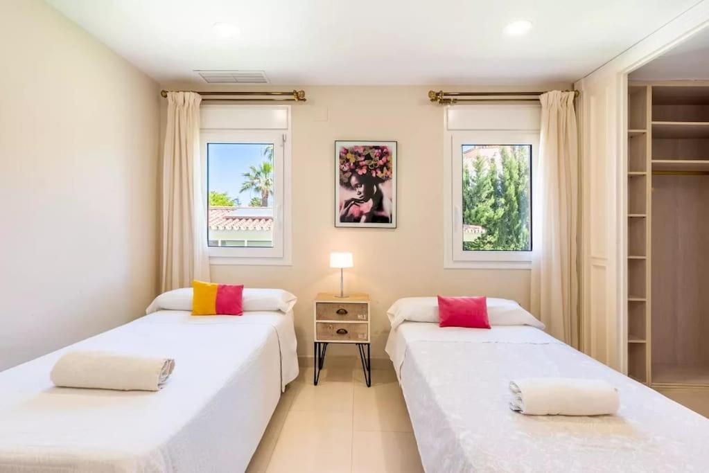 Ohana Luxury Villa With Heated Pool Málaga Eksteriør billede